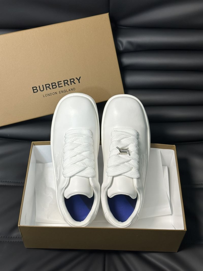 Burberry Low Shoes